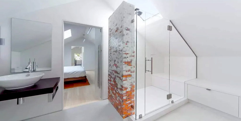 the diversity of glass shower options makes it possible to find the perfect installation for just about any bathroom.