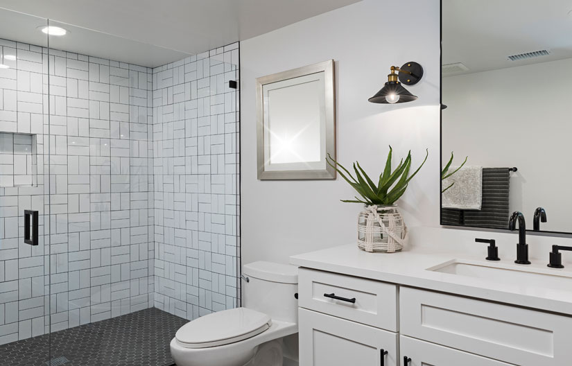 Even the tiniest room can be a design success, and our pro tips can help you make this nook seem more spacious than it really is.