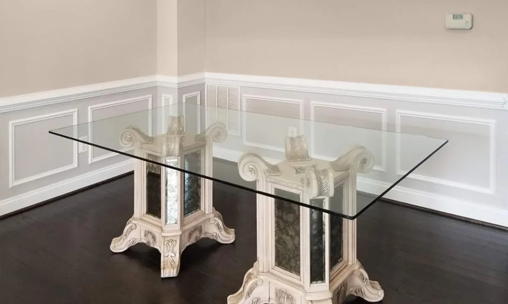 In fact, a glass table top could be just what your dining room needs. 