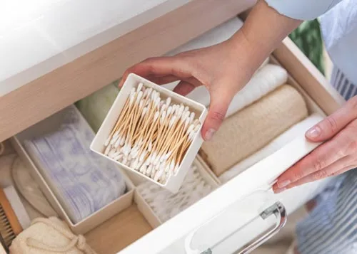 Eliminate dirt and clutter from the bathroom.